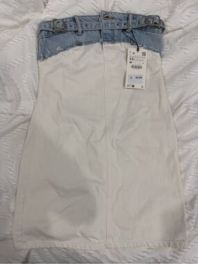 Denim-Trim White dress with Belt Detail